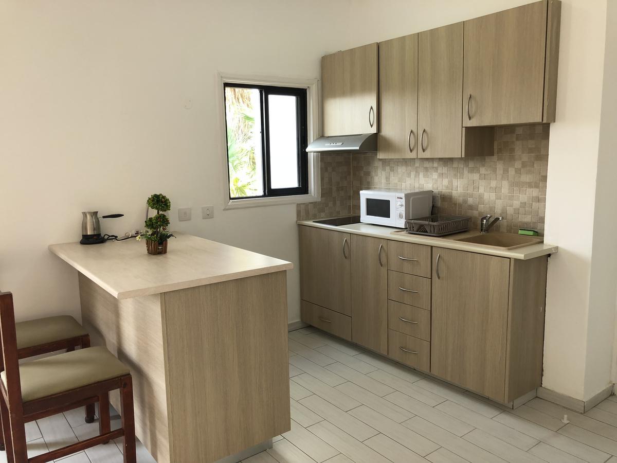 Kasapis Apts Ларнака Екстериор снимка